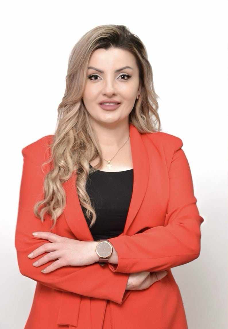 емили 2