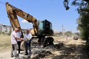 Започна реконструкцијата на коловозот на ул.„Индустриска“ во Битола