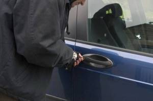 Приведени крадци во Битола – одземеното вратено на сопственикот