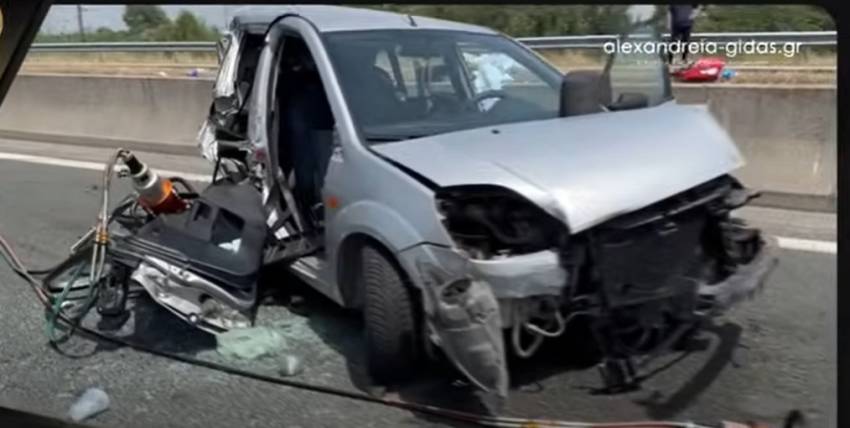 30-годишна Македонка загина кај Солун, три сопатнички во автомобилот се повредени