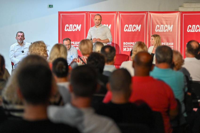 СДСМ со повик до членовите утре да гласаат за претседател на партијата