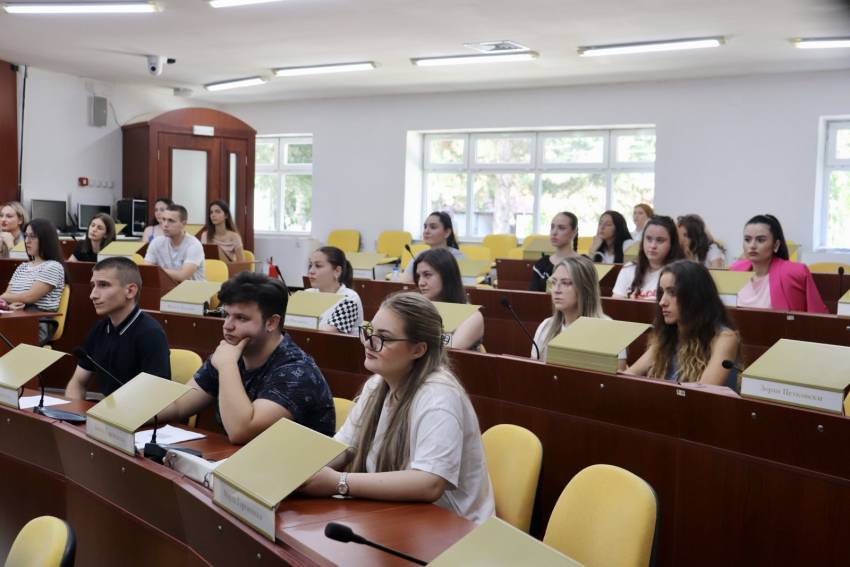 Наши студенти избрани од Општина Битола за „Универзитетска летна пракса“