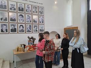 Горната гимназија ја одбележува 78-годишнината од одржувањето на првиот наставен час на македонски јазик