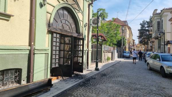Приведен битолченец кој признал дека го  предизвика пожарот  кај бугарскиот културен центар 