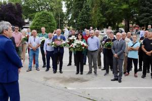 ОДДАДЕНА ПОЧИТ НА ЗАГИНАТИТЕ БРАНИТЕЛИ КАЈ ГАЈРЕ