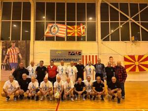 Битолските пензионери најуспешни на Меморијалниот турнир во фудбал одржан во Демир Хисар