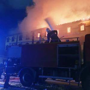РЕК Битола испрати свои пожарникари за гаснење на пожарот во Жито Битола
