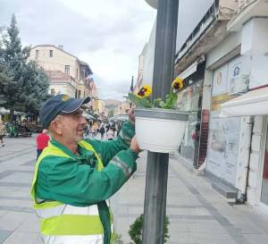 Во боите на есента-Новите цветни леи на битолски „Комуналец“