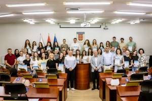Студенти од Битолскиот универзитет на пракса во Општина Битола, Советот и јавните претпријатија