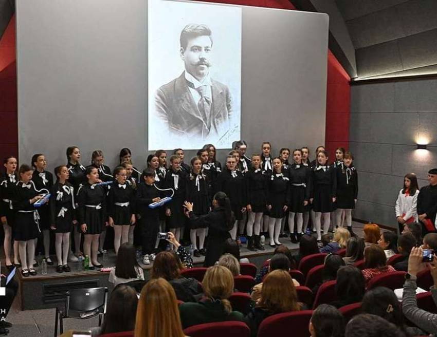 Хористите од ОУ„Гоце Делчев“ Битола освоија прво место на Регионалниот натпревар за училишни хорови