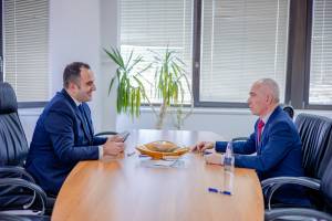 Коњановски на средба со министерот за образование Шаќири