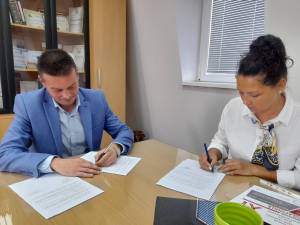 Потпишан меморандум за соработка помеѓу Универзитетската библиотека во Битола и Битолскиот книжевен круг