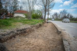 Партерно уредување на улиците „Македонски гемиџии“ и „Булевар 1 Мај“