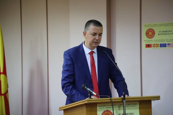 Васил Стерјовски едногласно реизбран за претседател на партијата на Македонците во Албанија