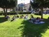 Ученици од ОУ„Гоце Делчев“ Битола во паркот кај Сатот се опуштаат со јога