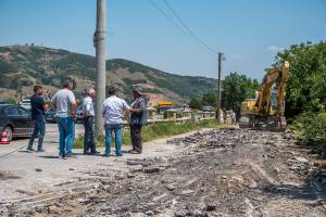 Почнаа активностите за реконструкција на патот за село Брусник