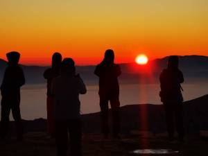 (ФОТО и ВИДЕО)Планинарите први на први го доживејаа магичното  изгрејсонце на Пелистер