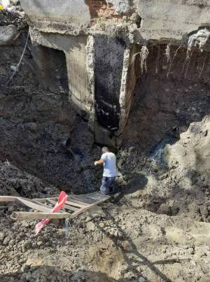 „Нискоградба“ работи на решавање на проблемот со канализацијата на Битолската клиничка болница